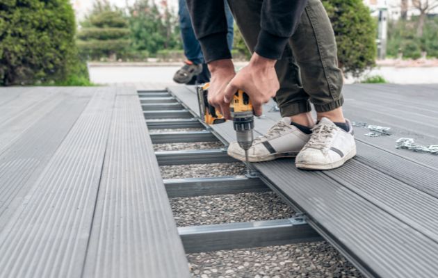 Why Choose Professional Decking Services in Dubai?